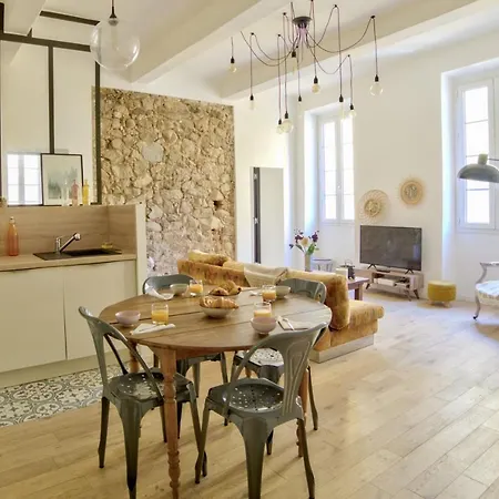 Apartment Superb Flat In The Heart Of The Historic Centre Of Ajaccio - Welkeys